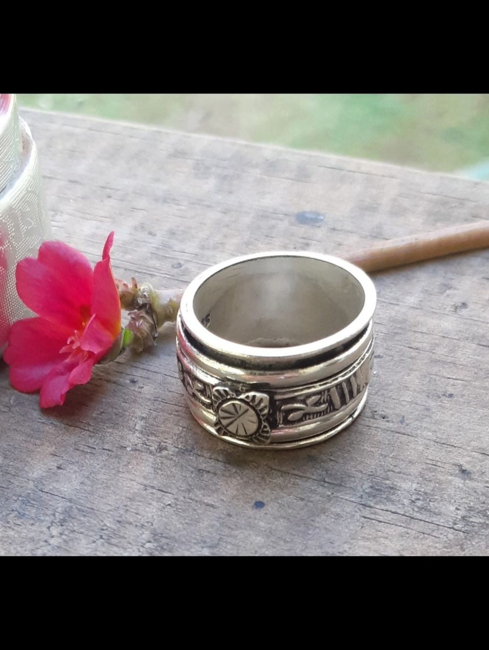Handcrafted Tribal Fidget Ring (6.75)